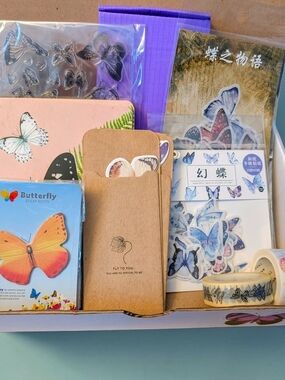 Butterfly Stationary Set